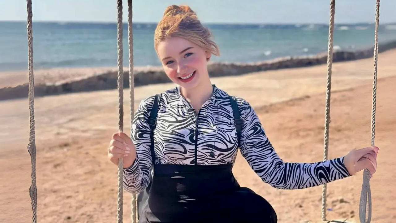 Bule Barbie (Dasha Gartman)
