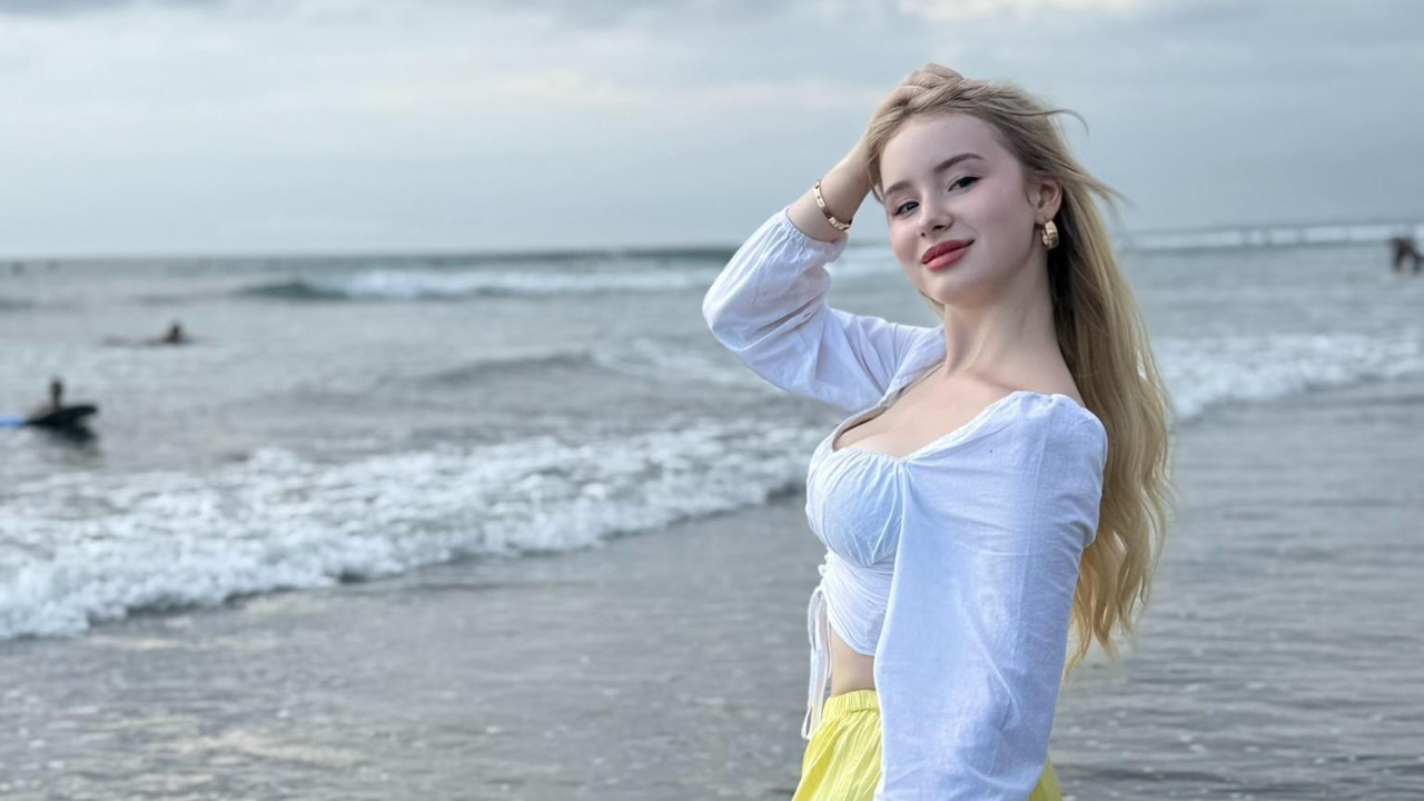 100 MCQ Quiz on Top Social Media Stars: Facebook, Instagram & TikTok Facts, Career & Unique Insights